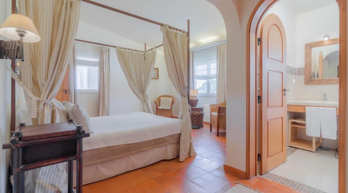 Villa Prado - Beautiful Beachfront Villa Albufeira Luaran gambar