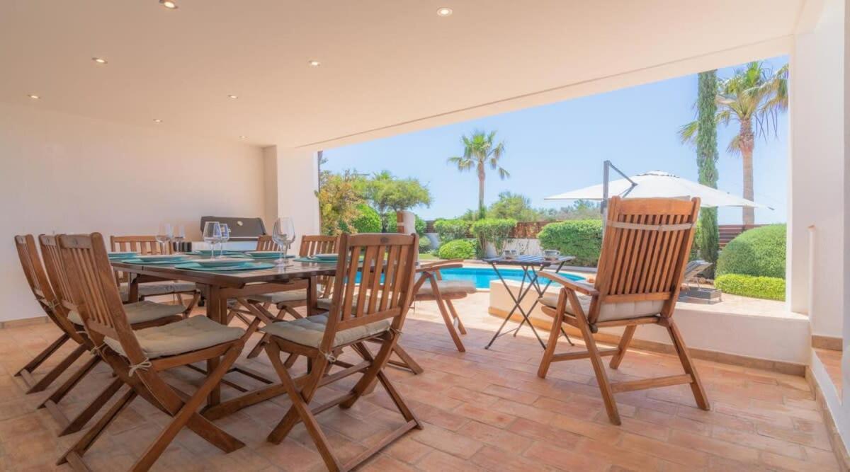 Villa Prado - Beautiful Beachfront Villa Albufeira Luaran gambar